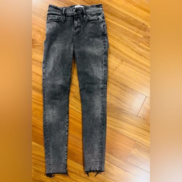 Frame Le Skinny de Jeanne - Picture 1 of 8